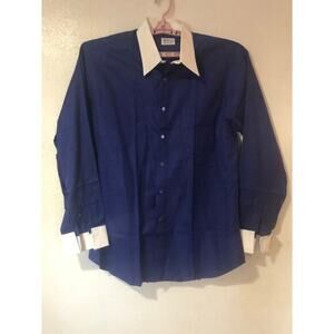 Duru’s costume made blue and white long sleeve dress‎ shirt